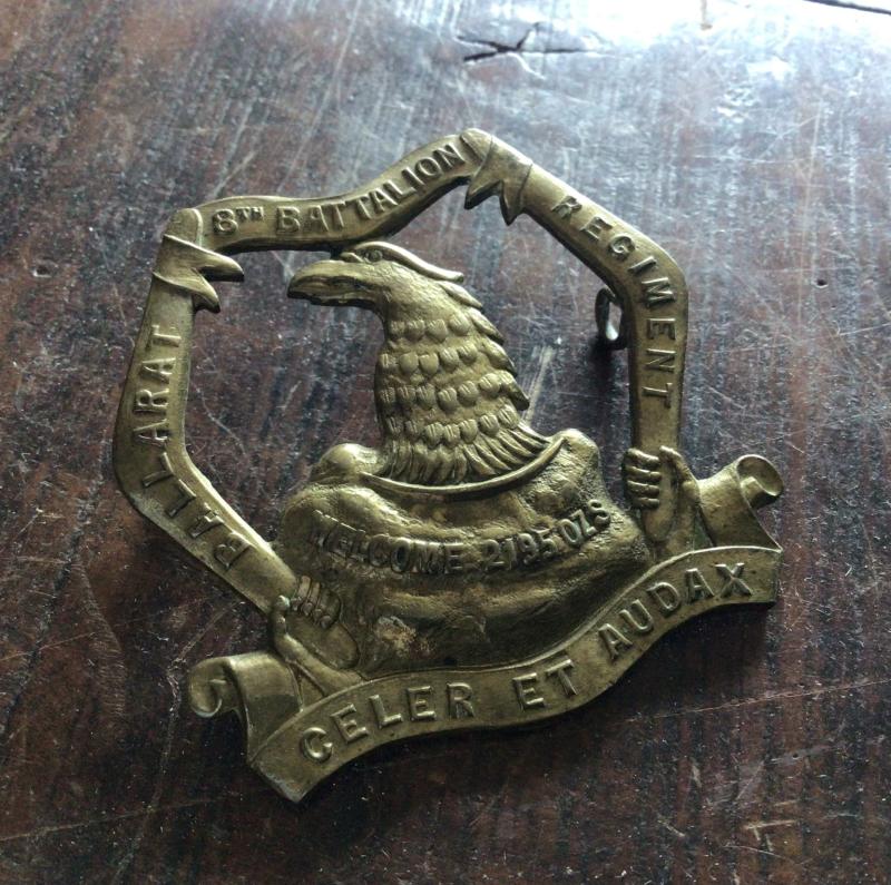 1930-42 8th Infantry Battalion Hat Badge