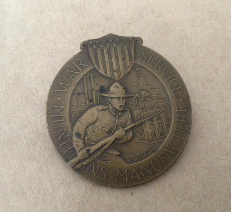 U.S  WWI Winchester Firearms War Worker Badge