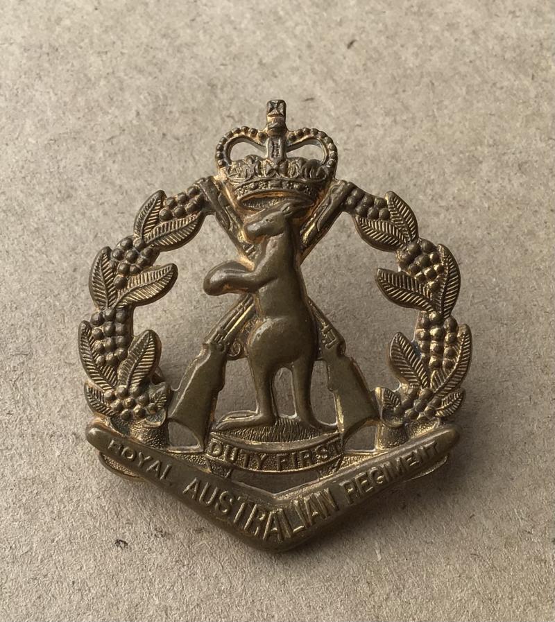 1953-60 RAR Hat Badge