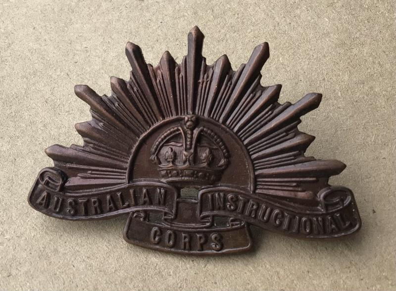 1930-42 Australian Army Instructional Corps Rising Sun Hat Badge