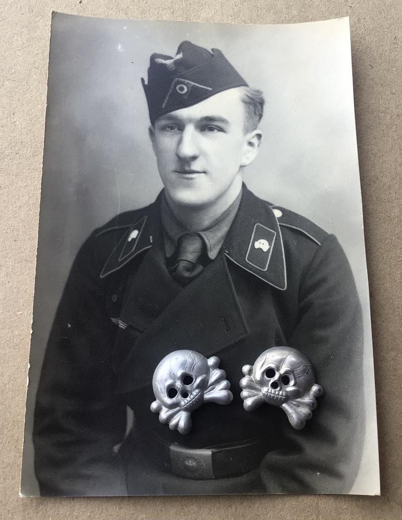 German WW2 Published Original Panzer Photograph and Collar Badges