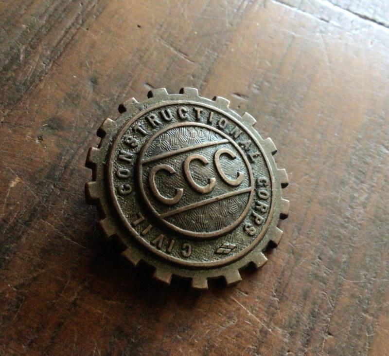 Australia WW2 Civil Construction Corps Lapel Badge