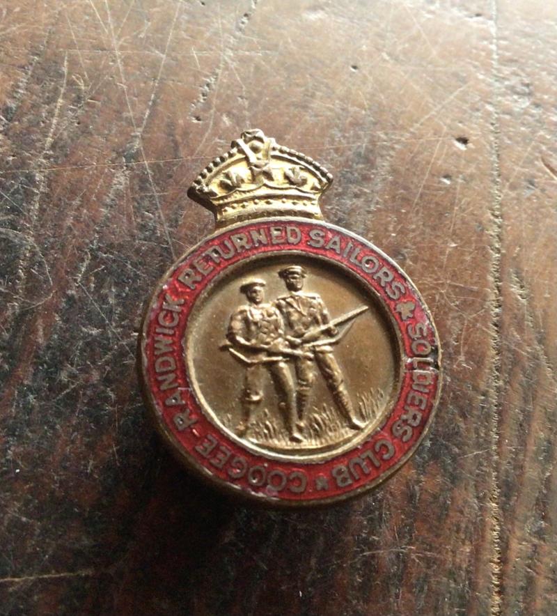 Australia WW1 Coogee Ranwick Returned Sailors & Soldiers Club Lapel Badge