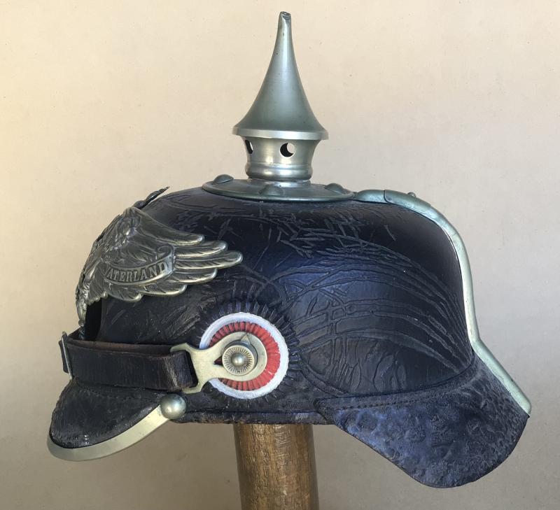 WW1 Prussian Foot Guards Pickelhaube