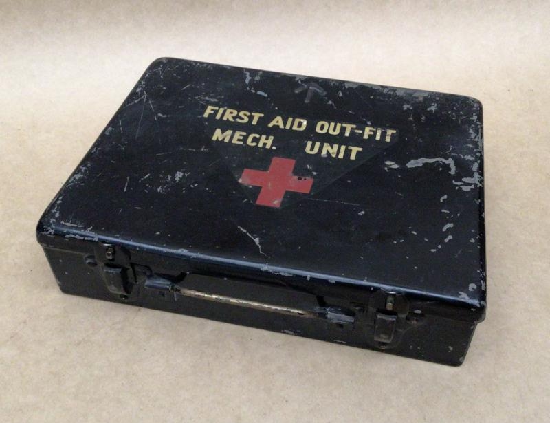 Australia WW2 Outfit First Aid For Mechanised Units- Tin