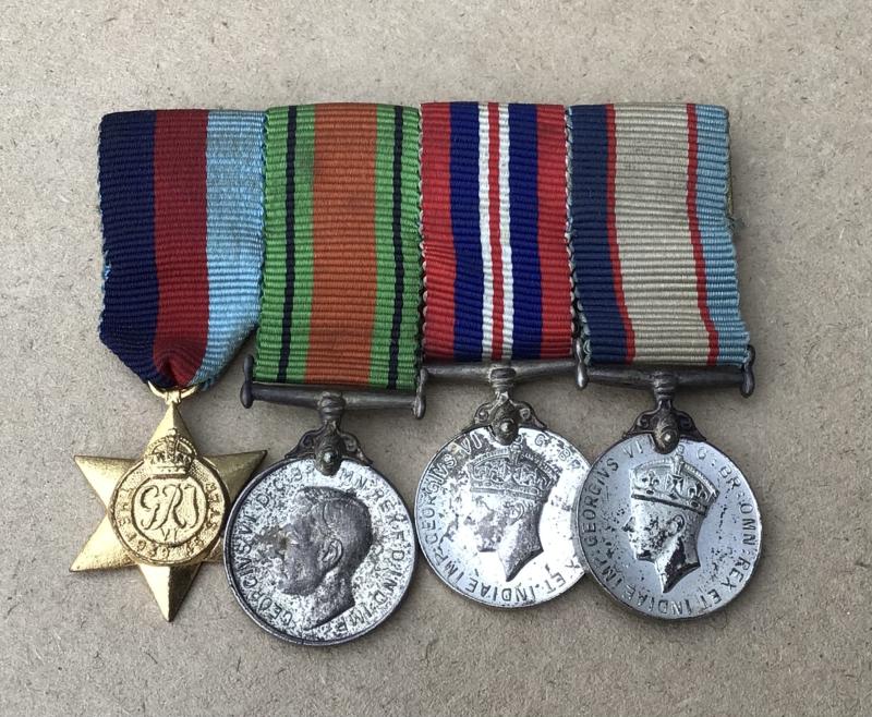 Australia WW2 Miniature Group of Four