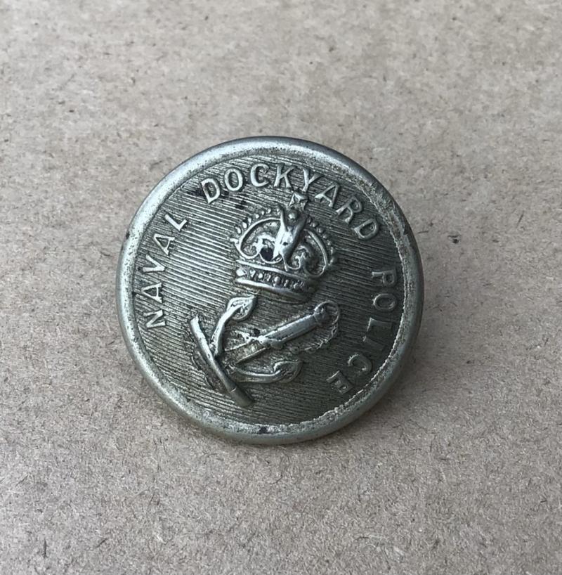 WW2 RAN Naval Dockyard Police Button