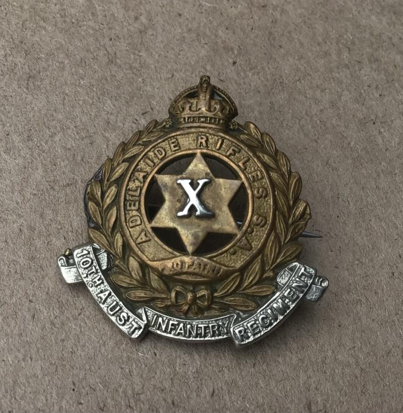 1900-1912  10th Infantry Regiment Collar Badge