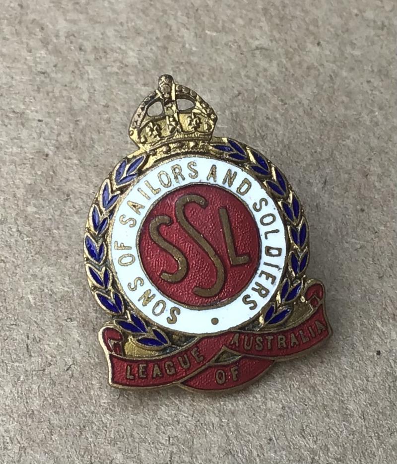 Australia WW1 Sons of Sailors and Soldiers League Lapel Badge.
