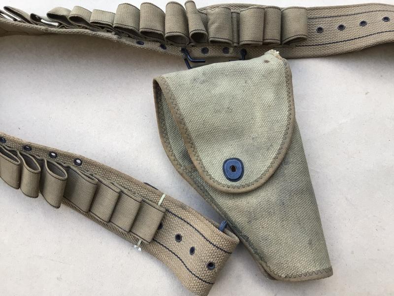 US WW2 USN Segley Flare Pistol, Holster and Cartridge Belt.