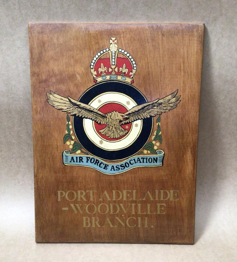 A Large Kings crown RAAF South Australia Branch Wall Plaque