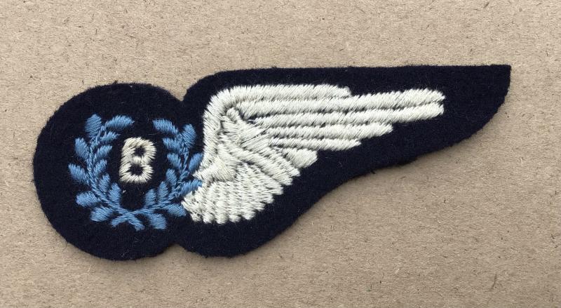 Australia WW2 RAAF Bomb Aimer Half Wing Brevet