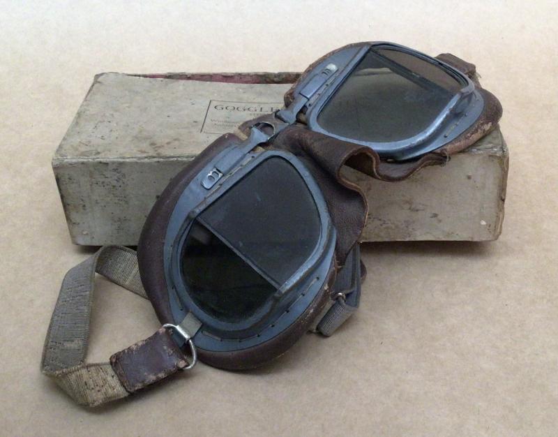 Original WW2 RAF MK VIII Flying Goggles and Box