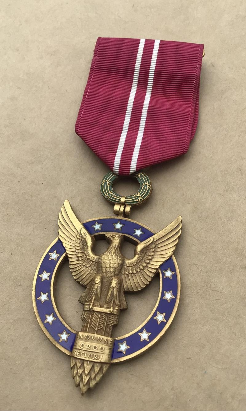 WW2 US Presidential Medal Of Merit