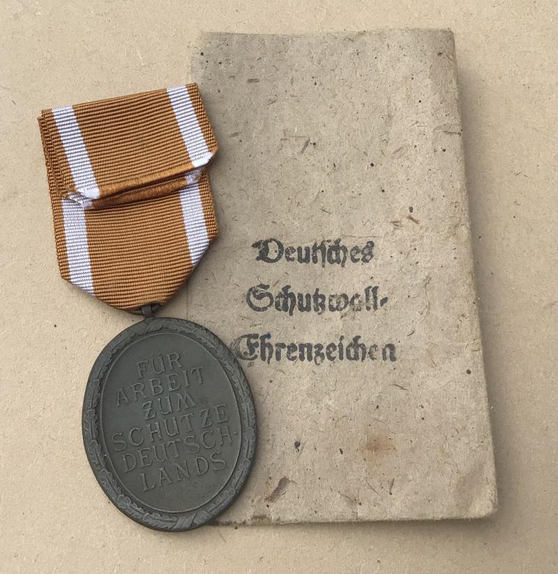 Germany WW2 West Wall Medal and Packet of Issue