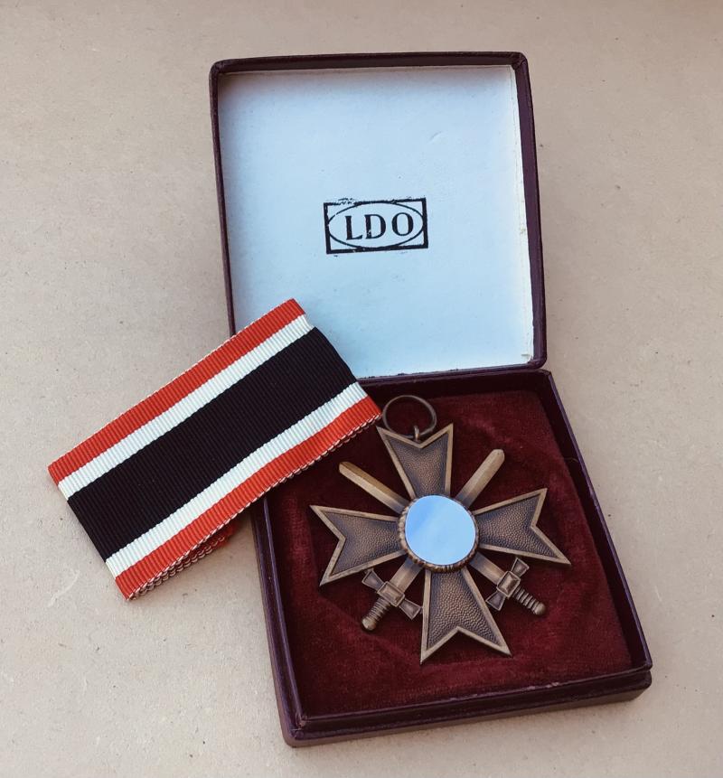 Germany WW2 Cased 1939 War Merit Cross 2nd Class