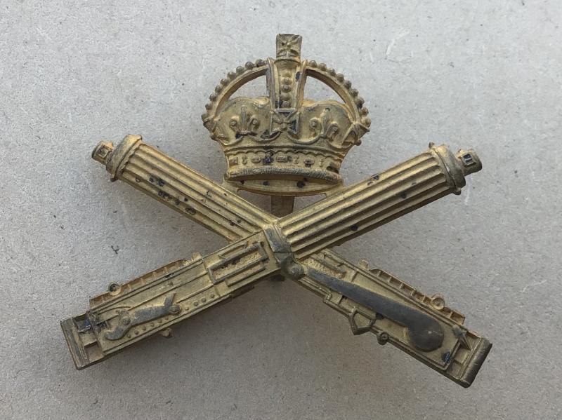 British WW1 Machine Gun Corps Officers Hat Badge.