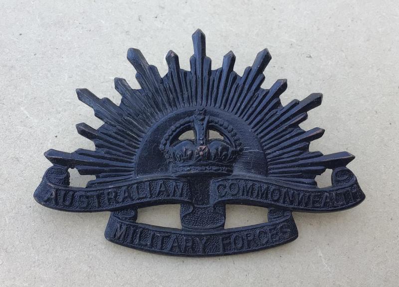 Australia: WW2 Rising Sun Hat Badge.