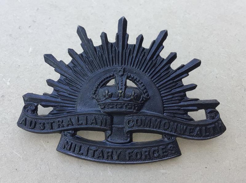 Australia: WW2 Rising Sun Hat Badge