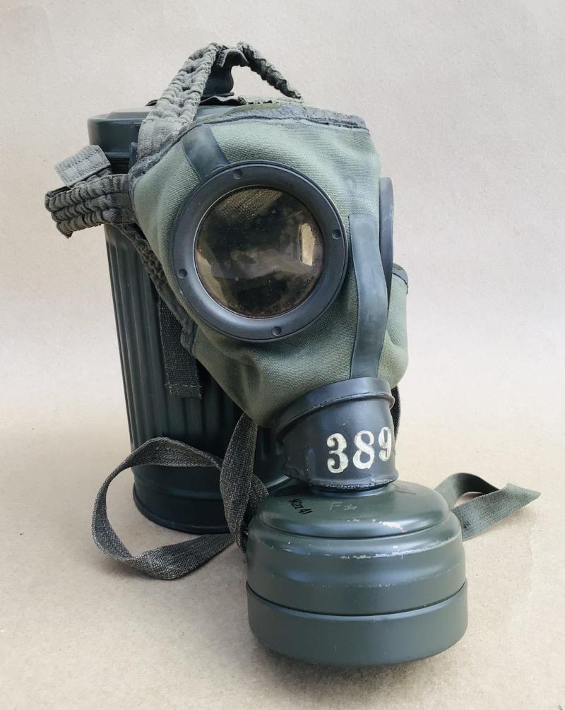 German WW2 Wehrmacht M30 Service Gas Mask