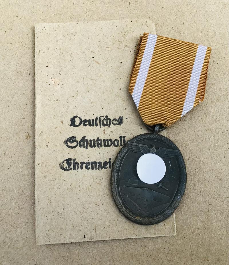 Germany WW2 West Wall Medal and Packet of Issue