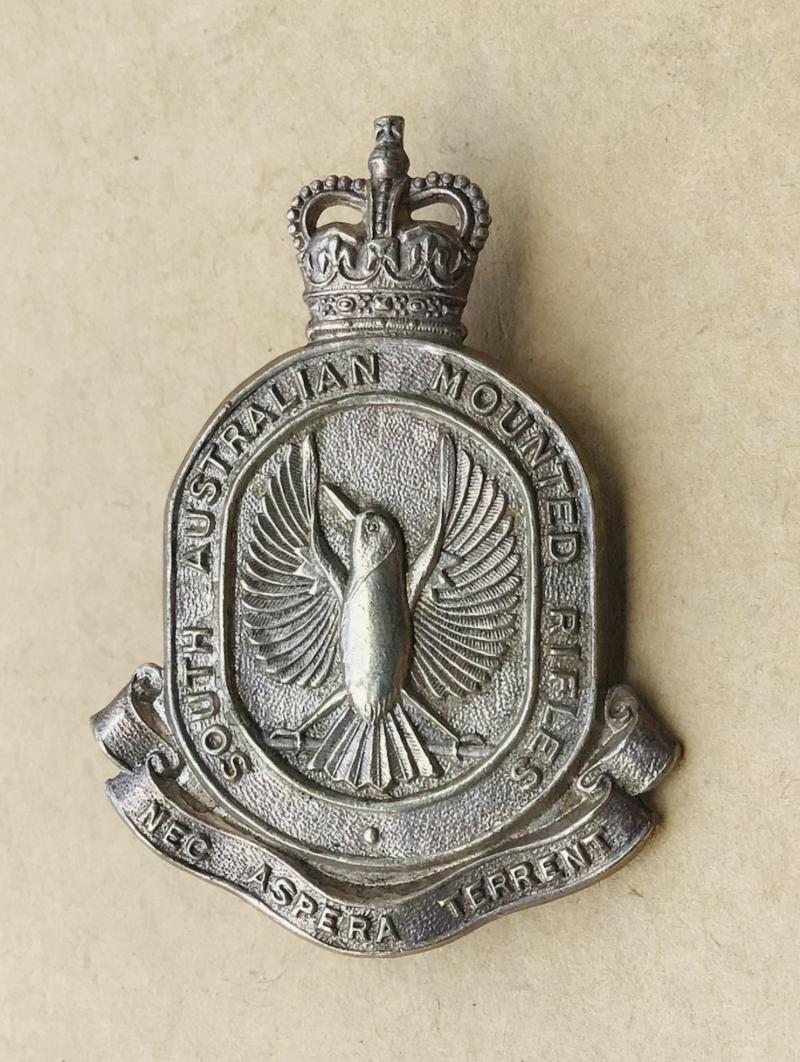 1953-60 South Australian Mounted Rifles Hat Badge.