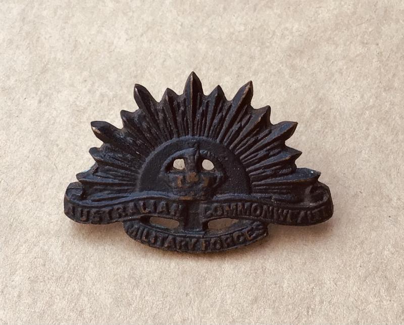 Australia WW2 Sand Cast Rising Sun Collar Badge.