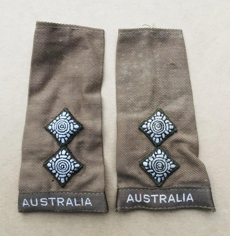 Australia WW2 Army KD Slip on Rank For Lieutenant
