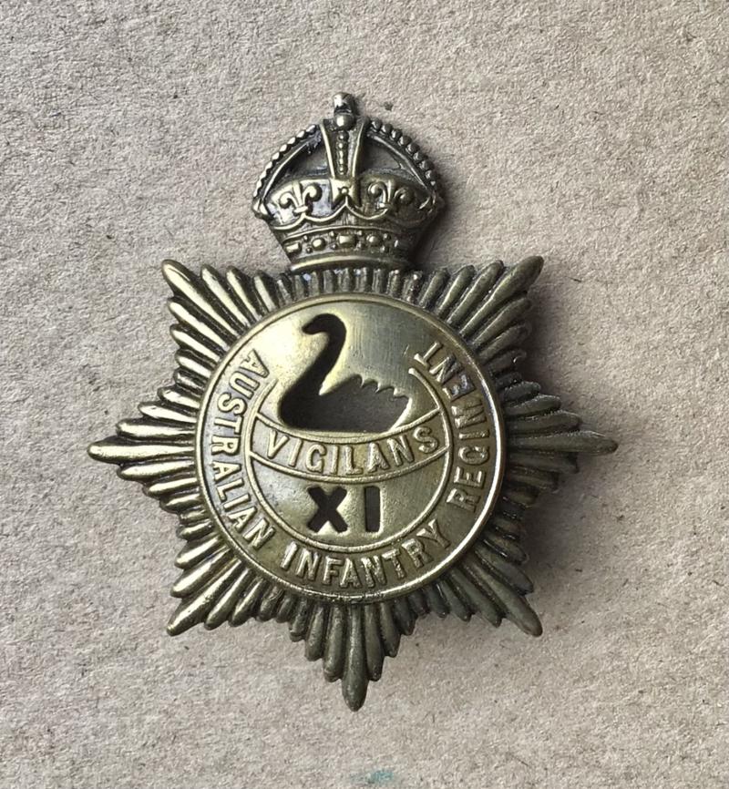 1930-42 11th Infantry Bn Hat Badge.