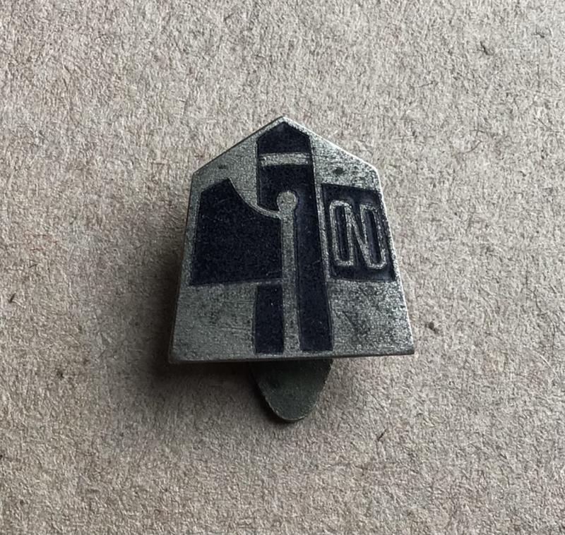Italy WW2 Opera Nazionale Dopolavoro ( After Work Club) Lapel Badge