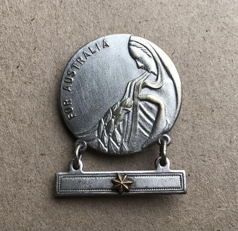 Australia WW2 Rare WRAAF Issue Mother /Widows Badge