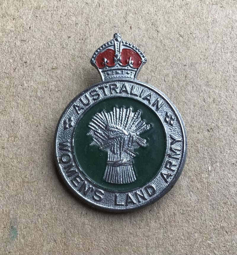 Australia WW2 Womens Land Army Hat Badge