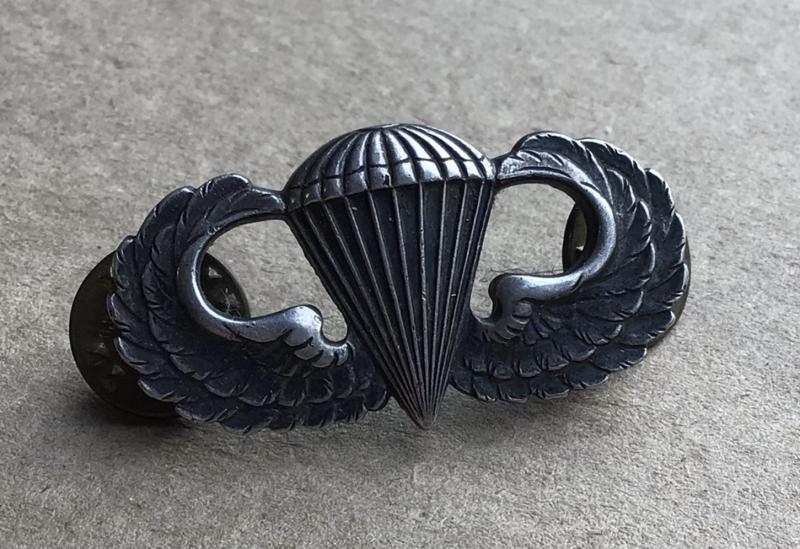 US WW2 Army Basic Paratrooper Jump Wings.