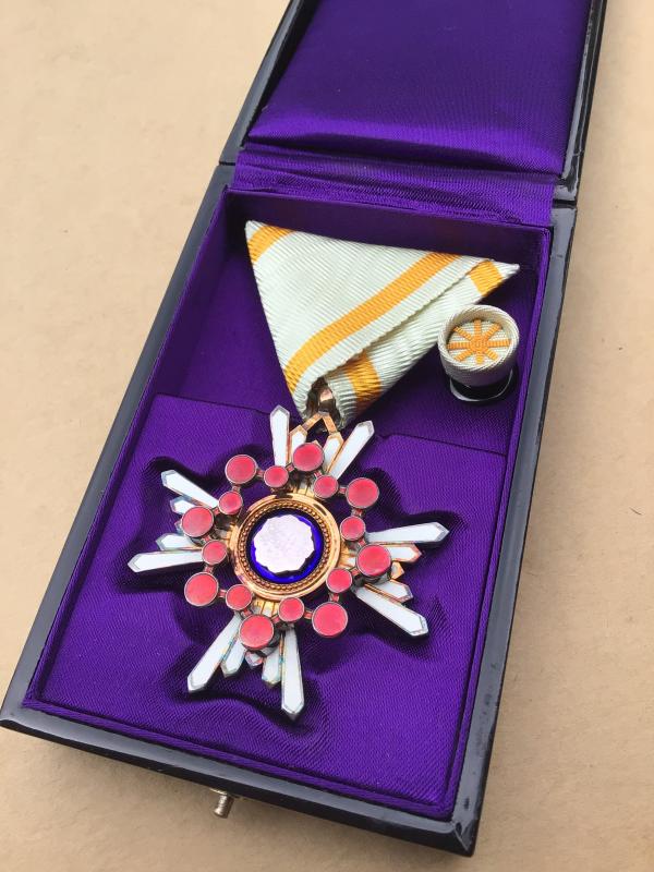 Japan WW2 Cased Japanese Order of the Sacred Treasure 4th Class