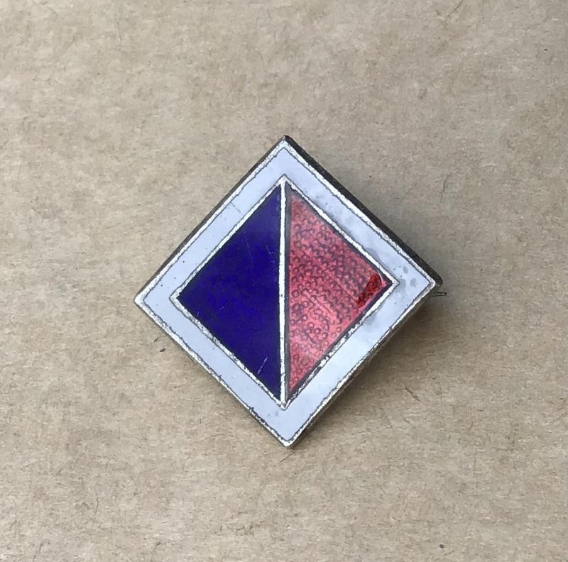Australia WW2 Artillery Regimental Lapel Badge