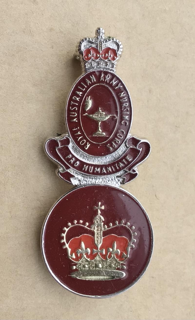 1970's-80's RAANC Women's Rank Badge