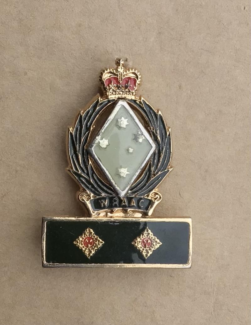 1970's-80's WRAAC Officer Rank Badge