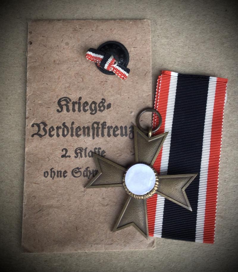 Germany WW2 1939 War Merit Cross 2nd Class Without Swords and Paper Paket of Issue.