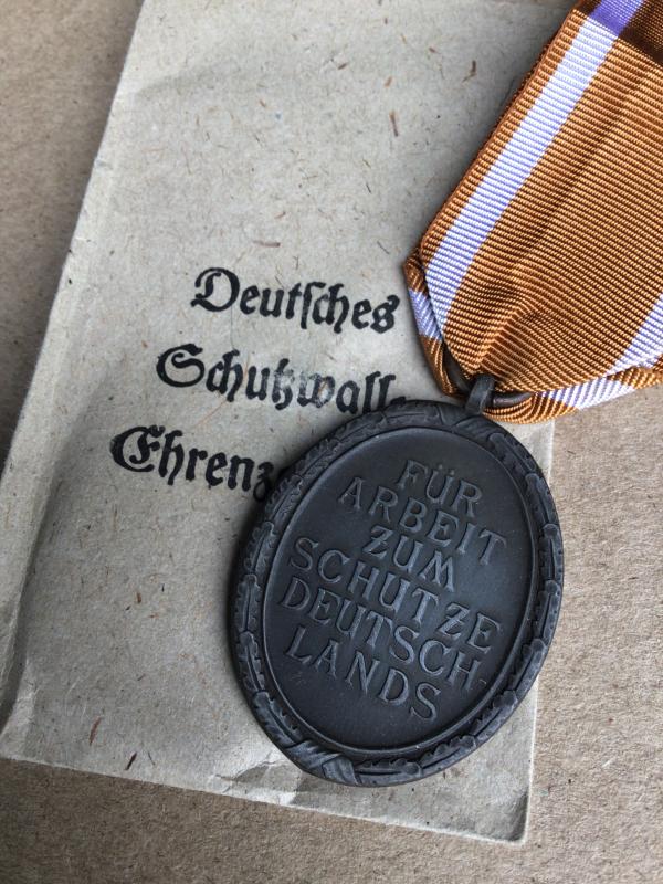 Germany WW2 West Wall Medal and Packet of Issue