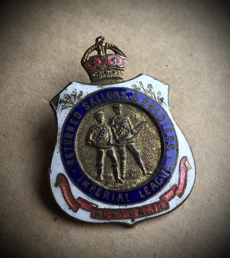 Australia WW1 RSSILA Members Lapel Badge