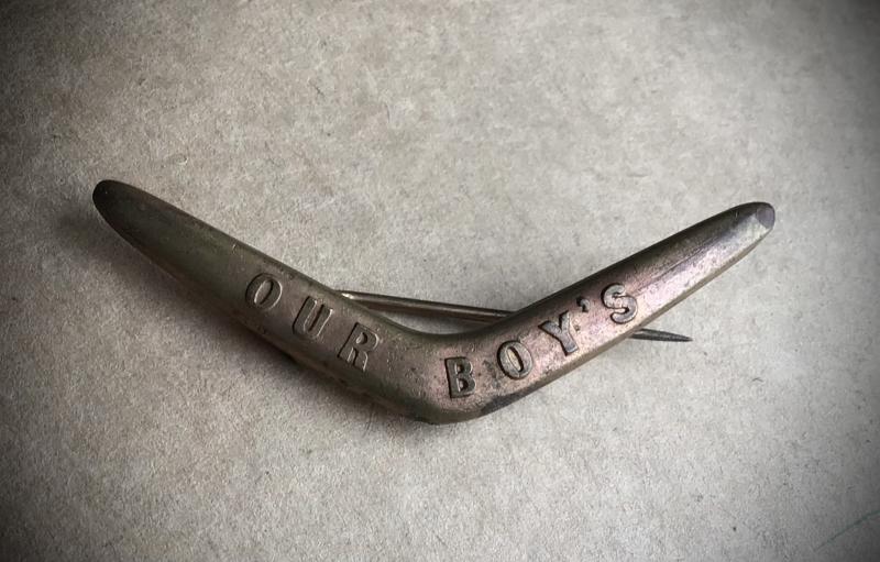 Australia WW1 Patriotic Lap Badge