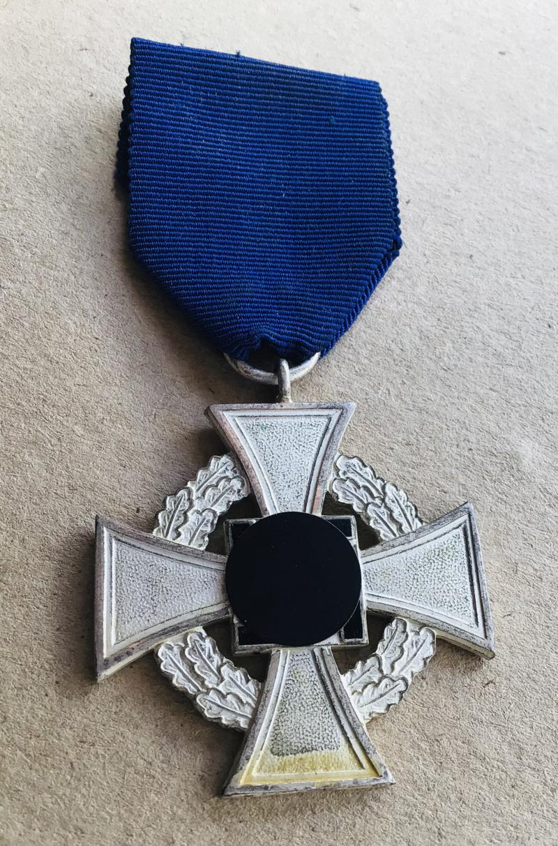 German WW2 State Service Cross for 25 Years.