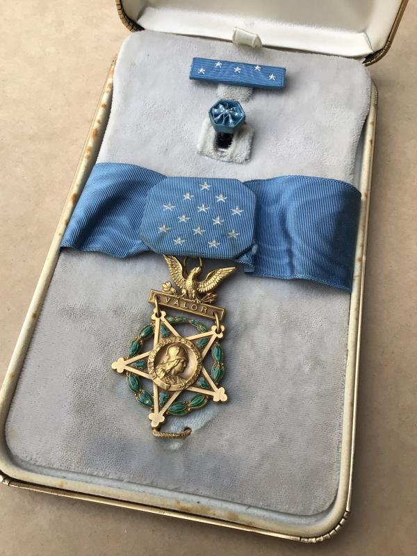 USA  Original  Army Medal of Honour - 