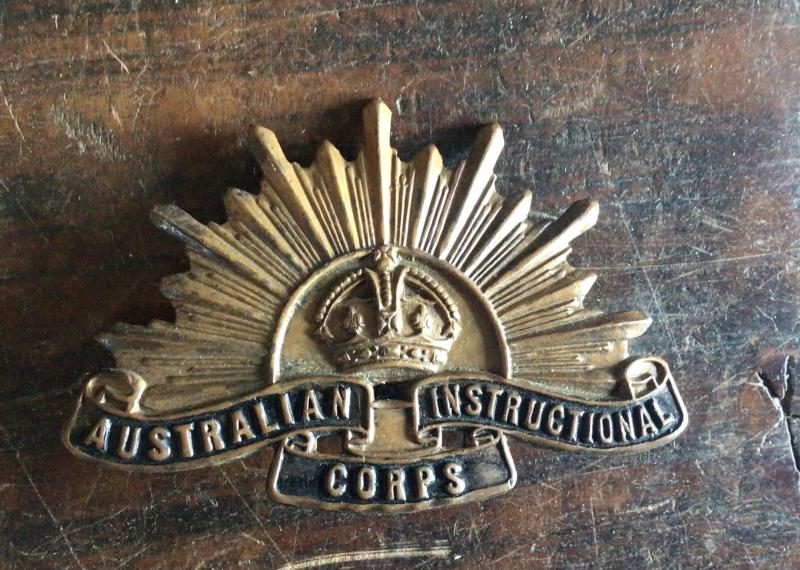 1930-42 Australian Instructional Corps Hat Badge