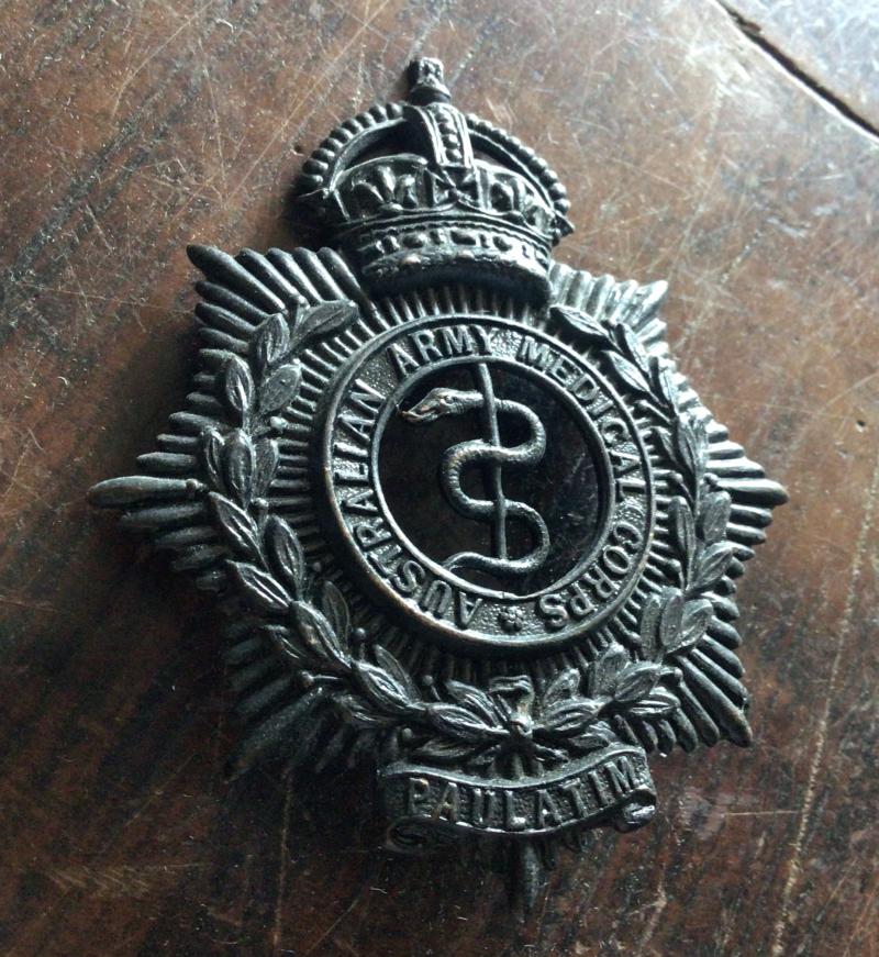 1930-42 Australian Army Medical Corps Hat Badge