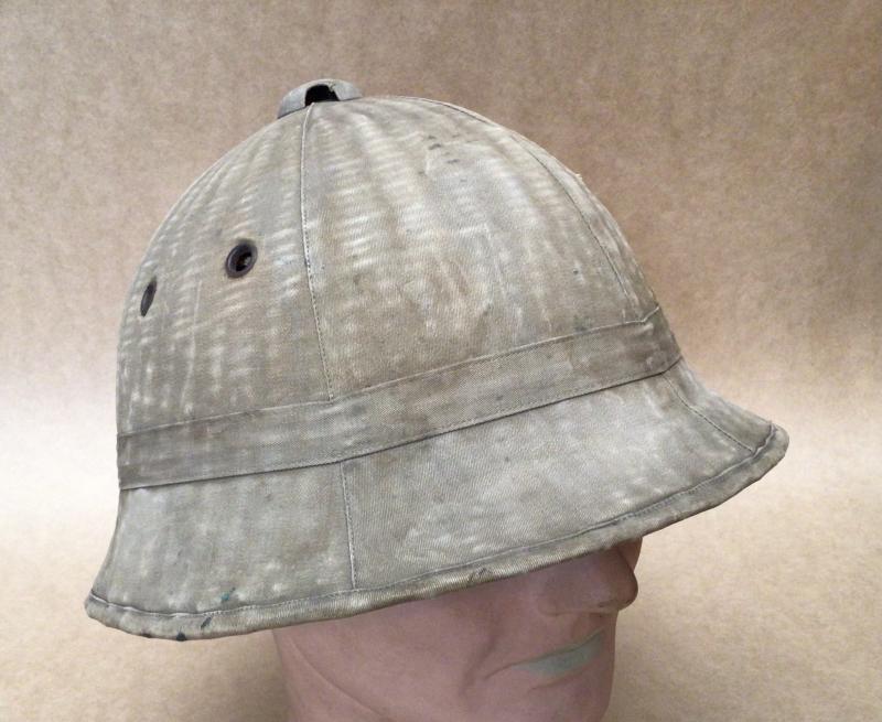 Original Imperial Japanese Army WWII Type 98 Sun Helmet