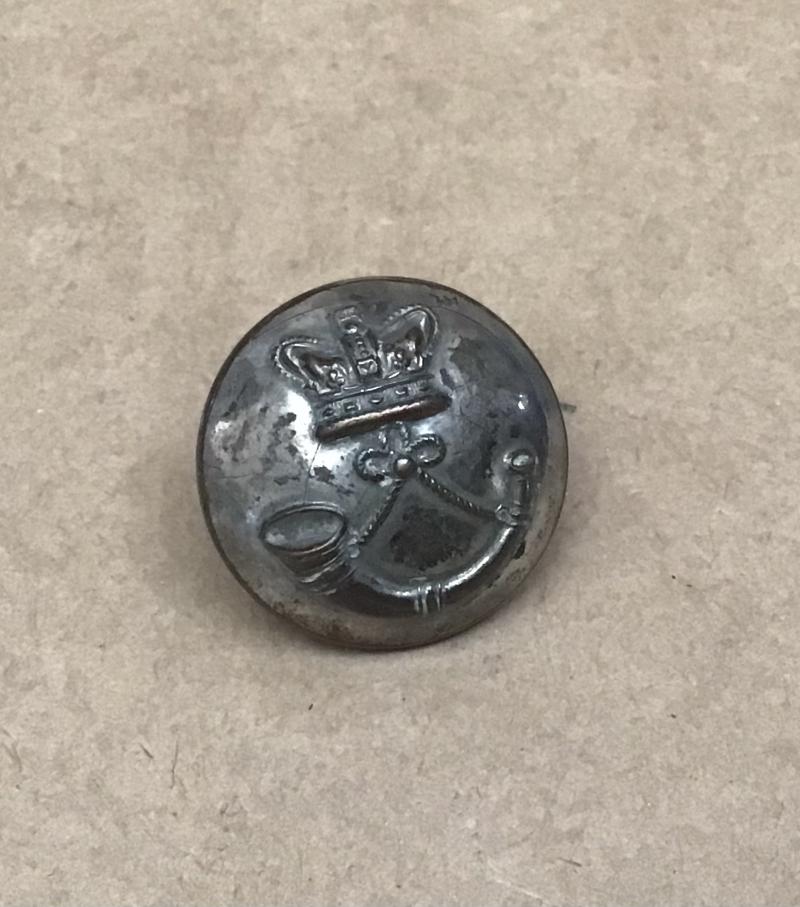 British /Australian White Metal Rifle QVC Button