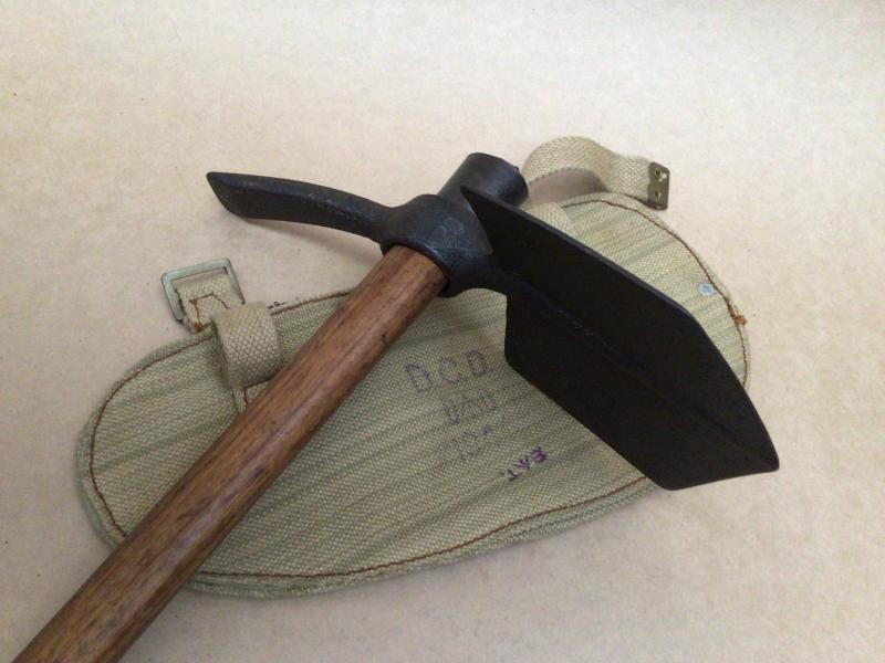 Australia WW2 Entrenching Tool