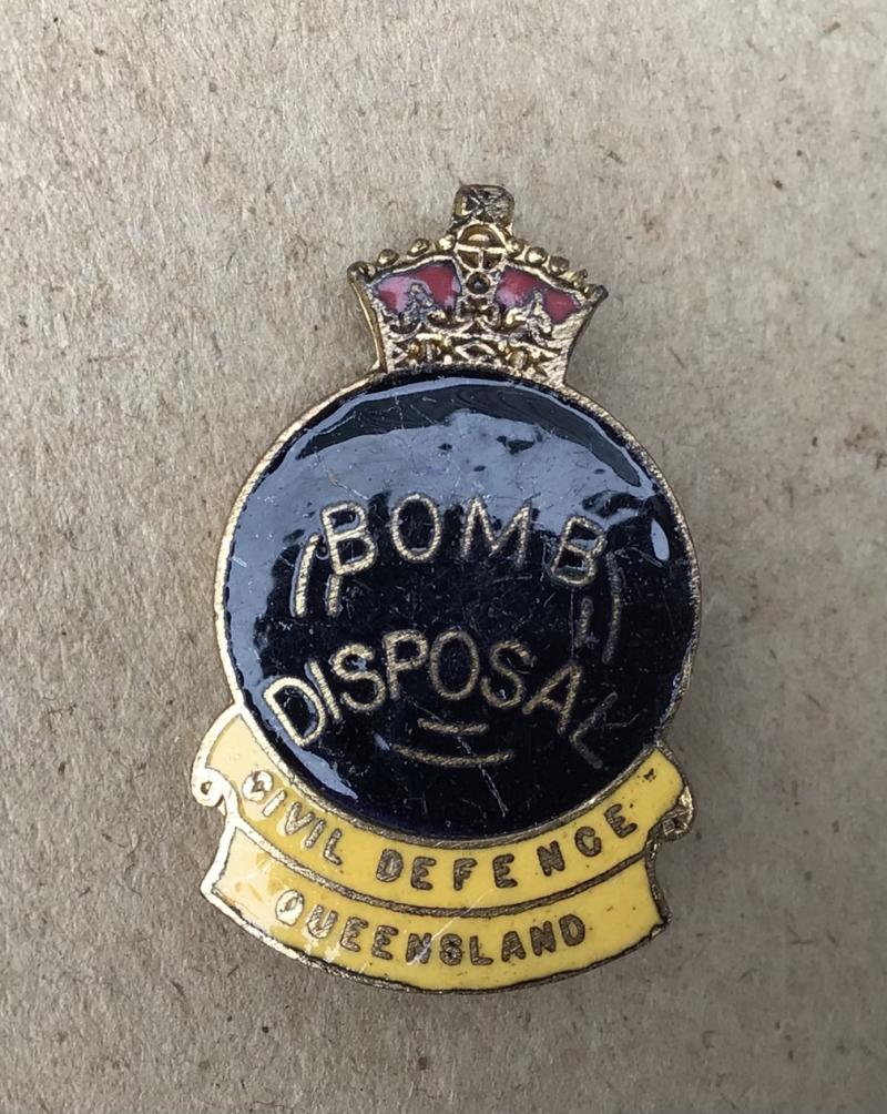 WW2 QLD Civil Defence Bomb Disposal Lapel Badge